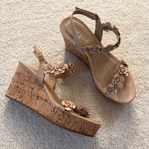 Flower wedges! 🌼🌺🌸